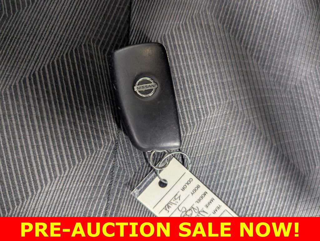 Used 2016 Nissan Rogue S image 27