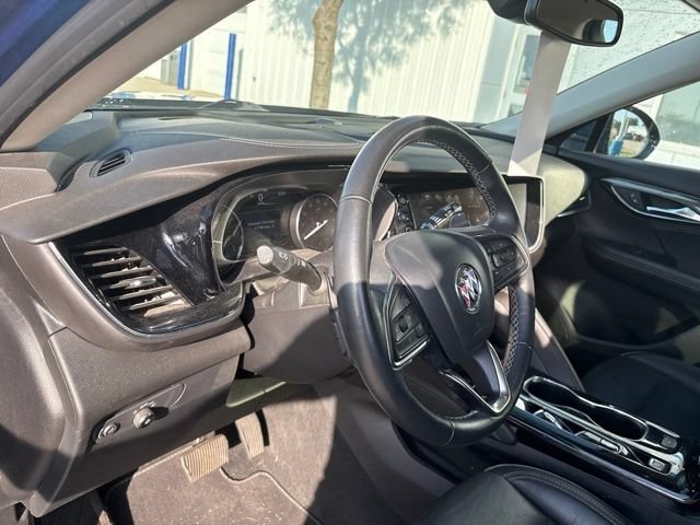 Used 2023 Buick Envision Essence FWD image 10