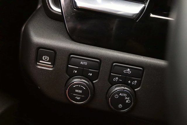 Used 2024 Chevrolet Silverado 1500 LT AWD/4WD image 24