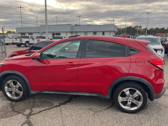 Used 2017 Honda HR-V EX image 15