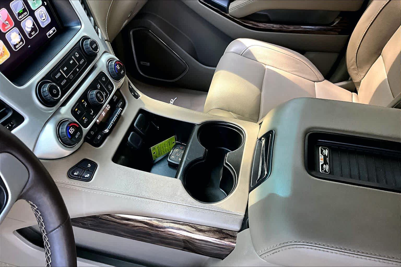 Used 2017 GMC Yukon SLT RWD image 16
