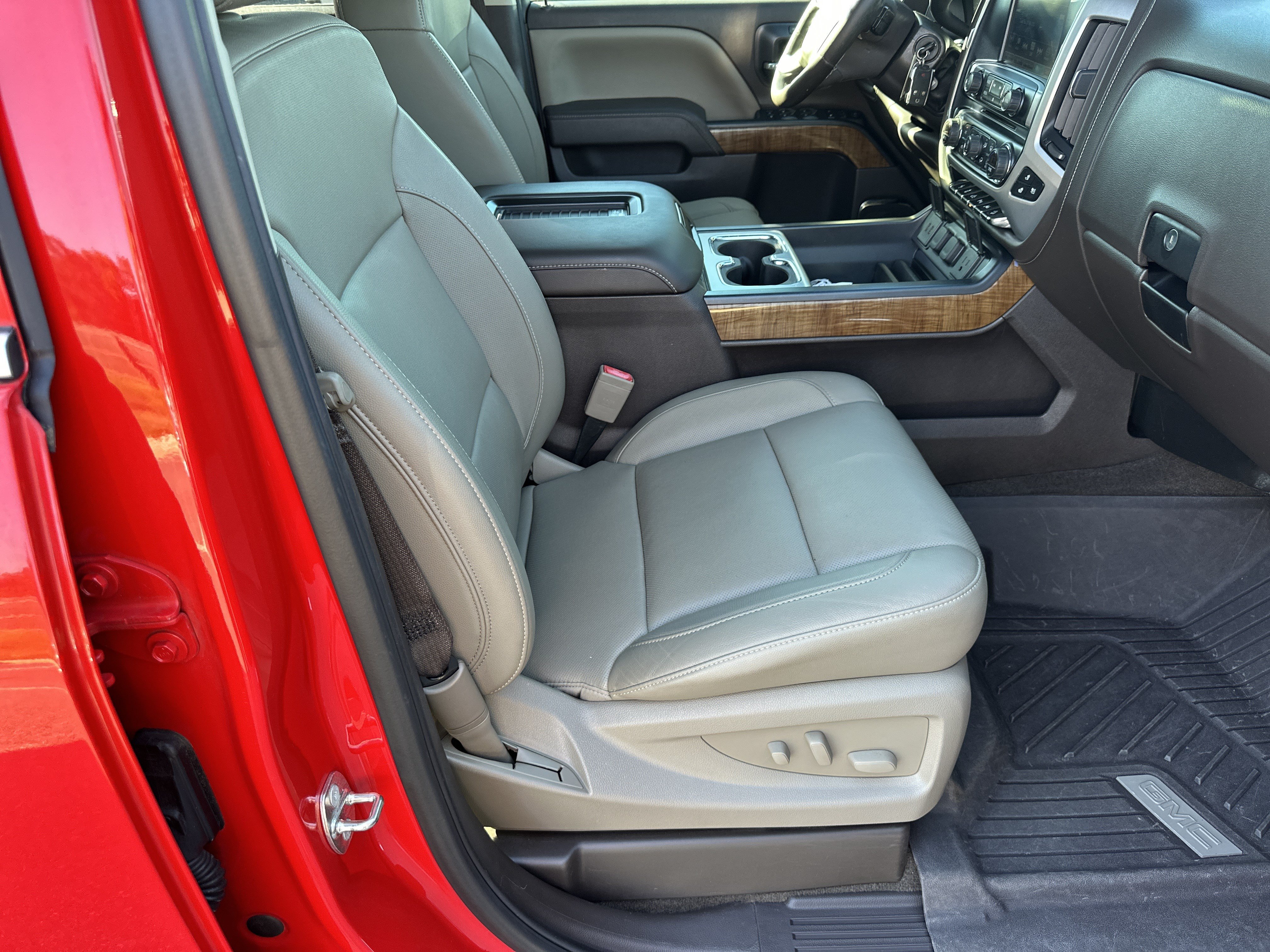Used 2018 GMC Sierra 1500 SLT AWD/4WD image 14