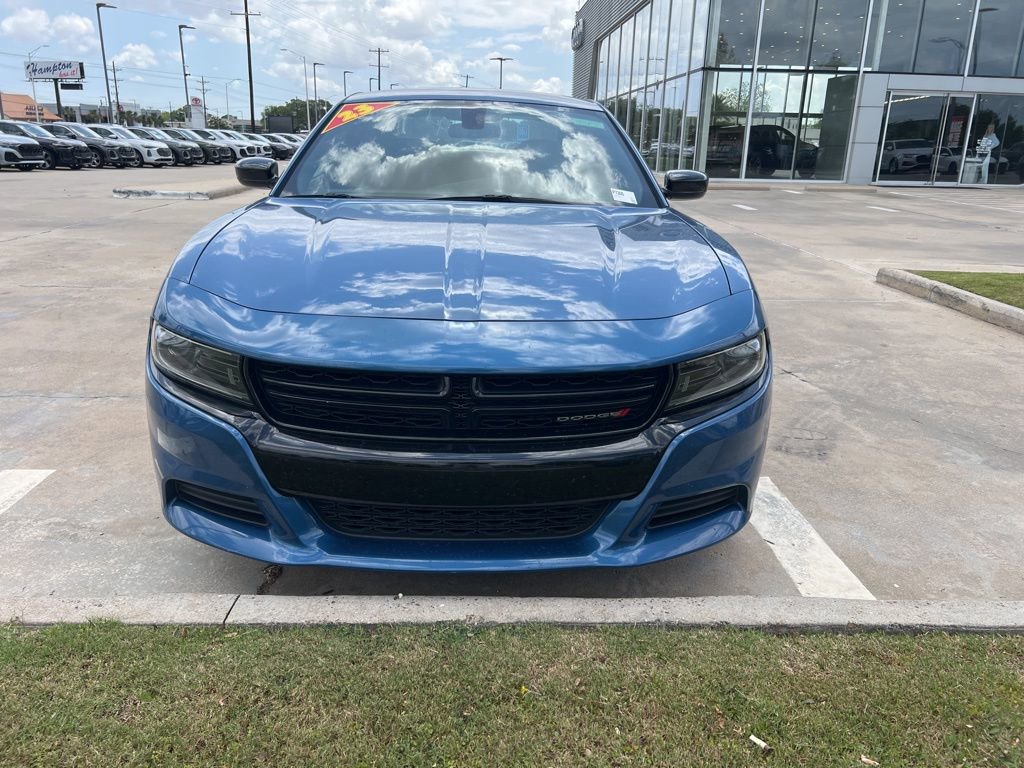 Used 2023 Dodge Charger SXT w/ Blacktop Package image 4