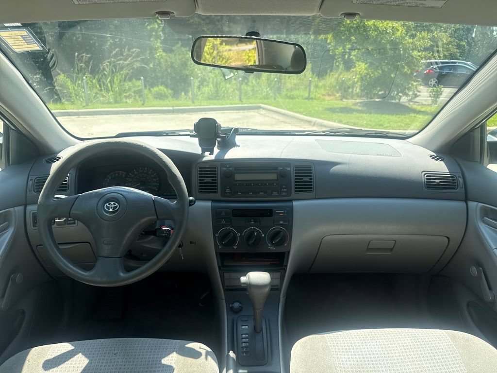 Used 2005 Toyota Corolla FWD image 16