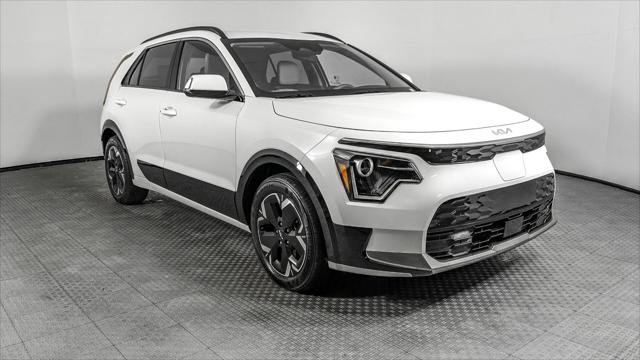 Used 2023 Kia Niro Wind w/ Wind Preserve Package FWD image 11