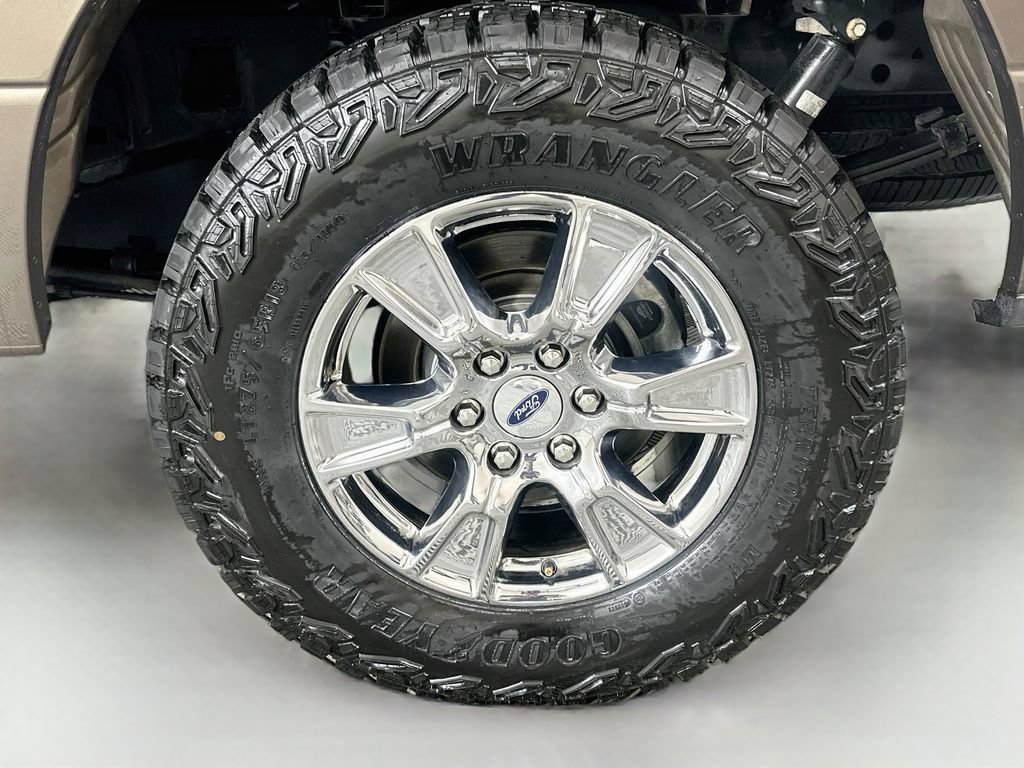 Used 2016 Ford F150 XLT w/ Equipment Group 302A Luxury RWD image 29
