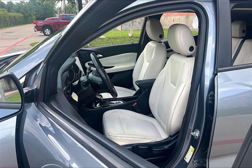 Used 2020 Buick Encore GX Preferred w/ Sport Touring Package FWD image 31