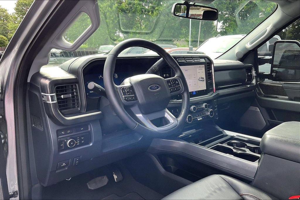 Used 2024 Ford F350 Lariat AWD/4WD image 15