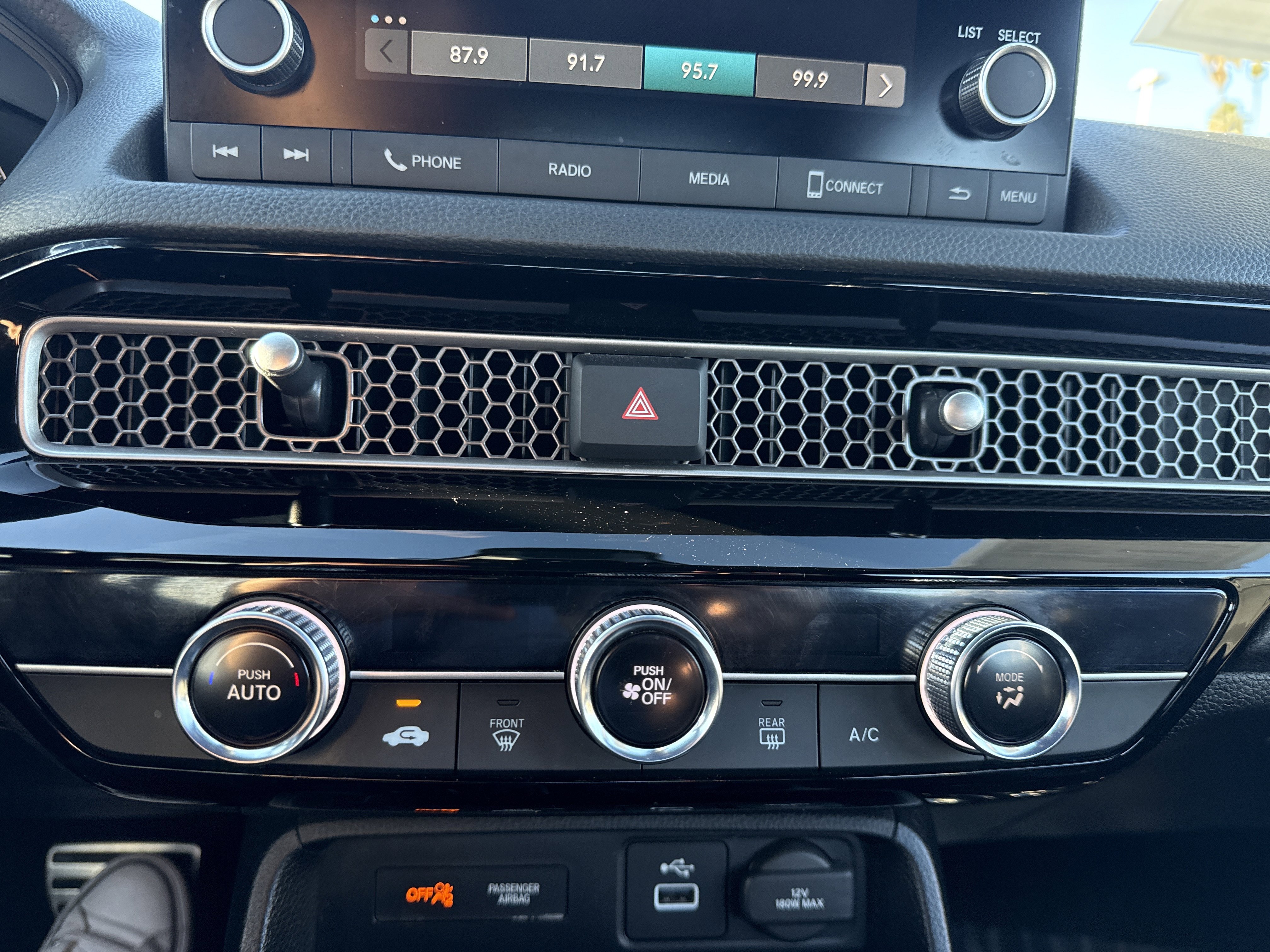 Certified 2024 Honda Civic Sport image 25