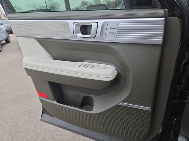 Certified 2025 Hyundai Santa Fe Calligraphy image 19