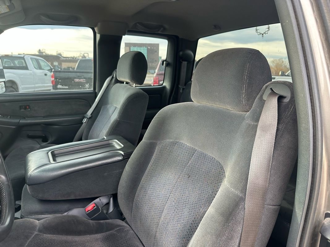 Used 2001 Chevrolet Silverado 2500 LS image 35