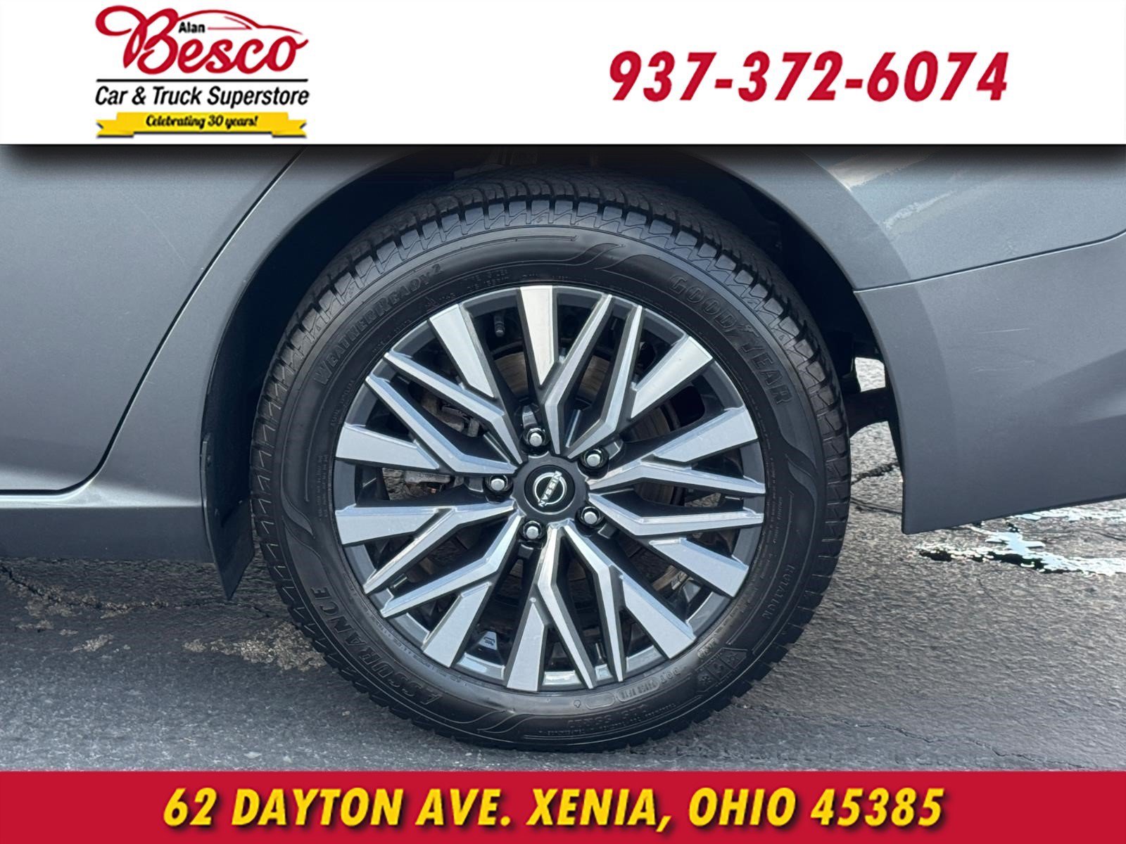 Used 2023 Nissan Altima 2.5 SV w/ SV Premium Package AWD/4WD image 5