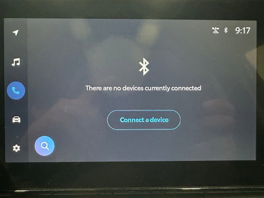 Used 2025 Toyota RAV4 LE image 28