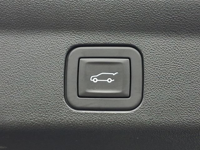 Certified 2026 Cadillac Escalade IQL Sport 2 w/ LPO, Premium Carpet Package AWD/4WD image 29