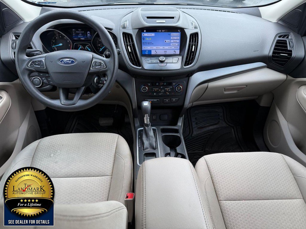 Used 2017 Ford Escape SE w/ Equipment Group 201A FWD image 16