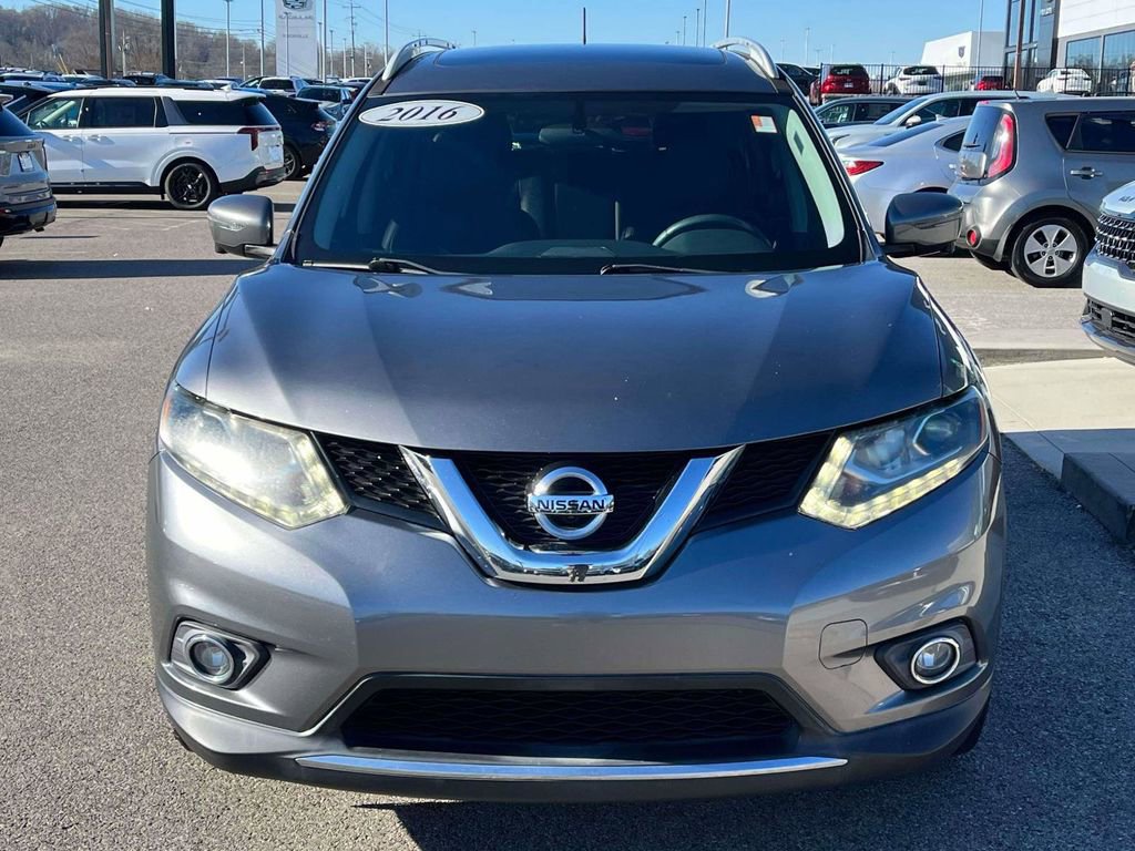 Used 2016 Nissan Rogue SL w/ SL Premium Package image 32