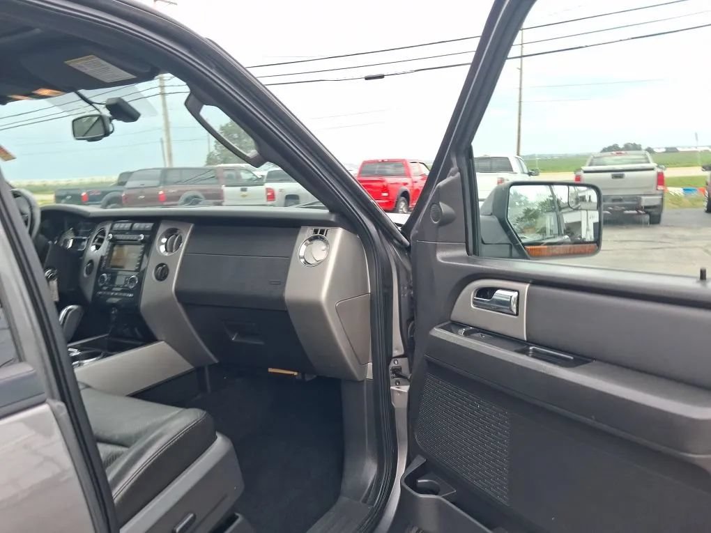Used 2013 Ford Expedition EL Limited AWD/4WD image 27
