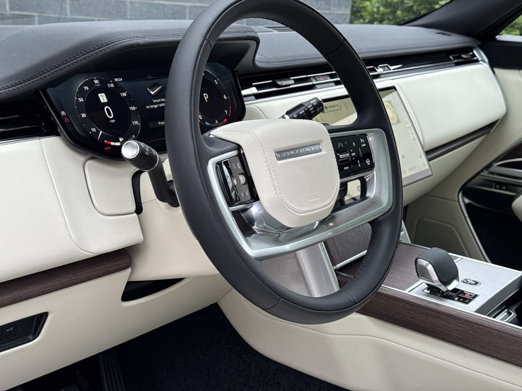 New 2026 Land Rover Range Rover SE AWD/4WD image 23
