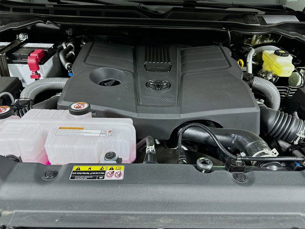 New 2026 Toyota Tundra Platinum AWD/4WD image 18