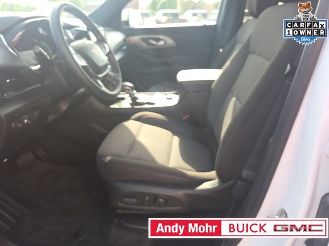 Used 2023 Chevrolet Traverse LT FWD image 25