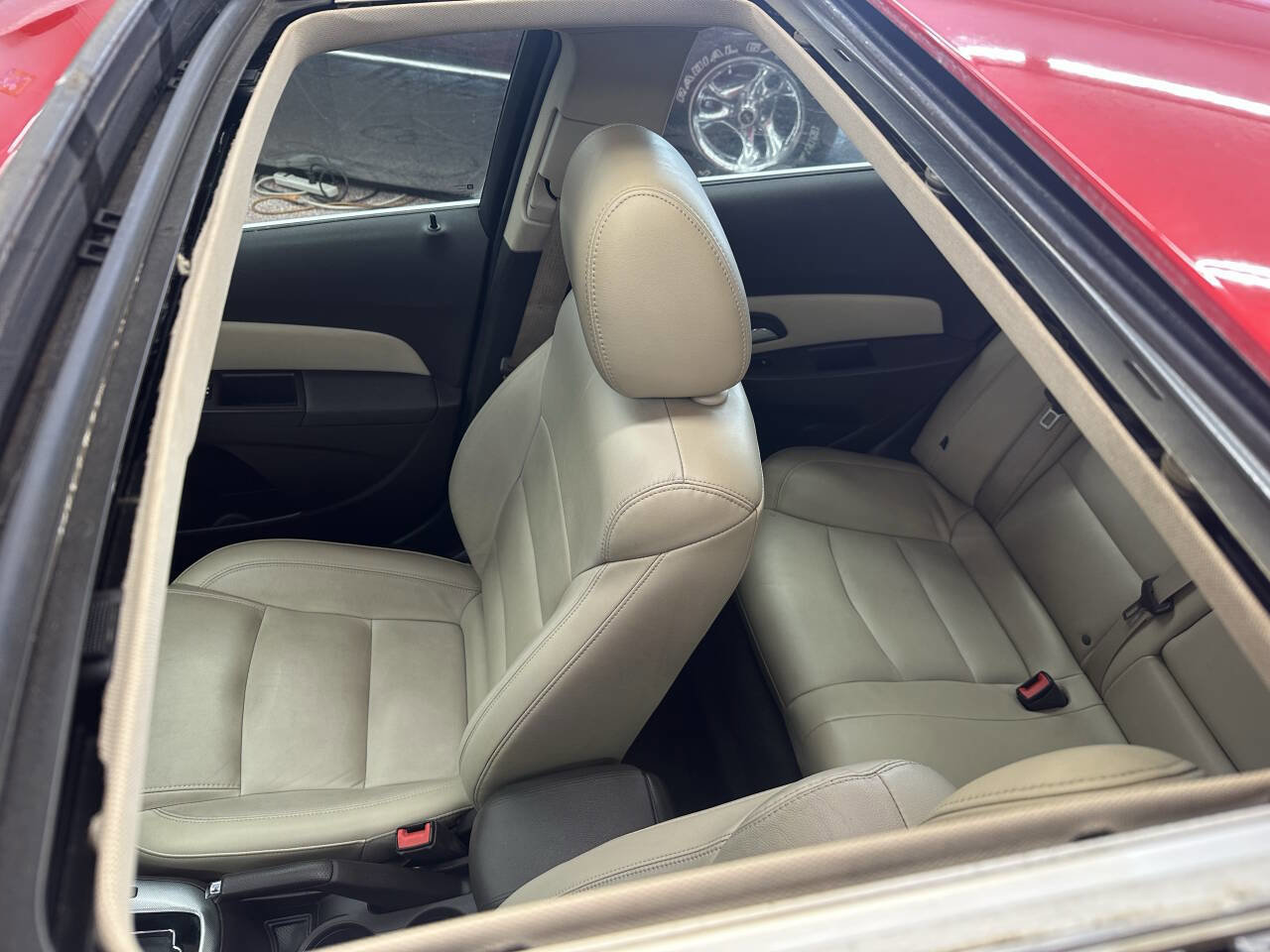 Used 2015 Chevrolet Cruze LTZ w/ Sun, Sound and Sport Package image 27