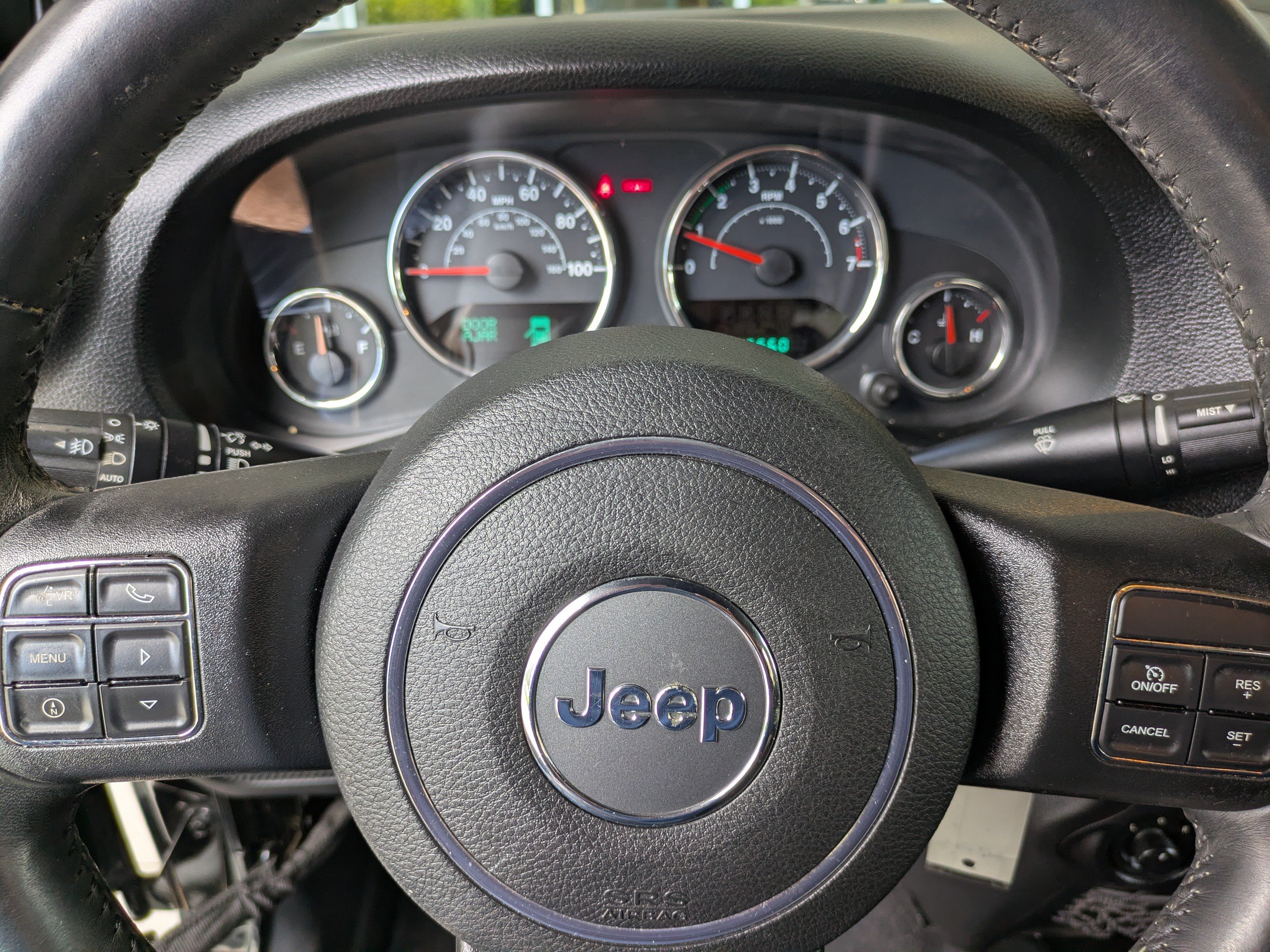 Used 2014 Jeep Wrangler Sahara w/ Connectivity Group AWD/4WD image 21