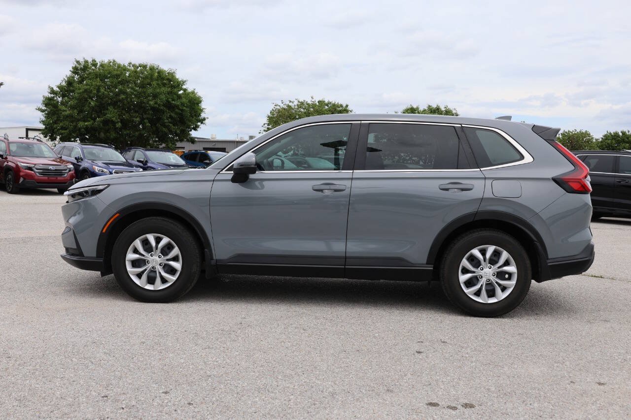 Used 2024 Honda CR-V LX image 8