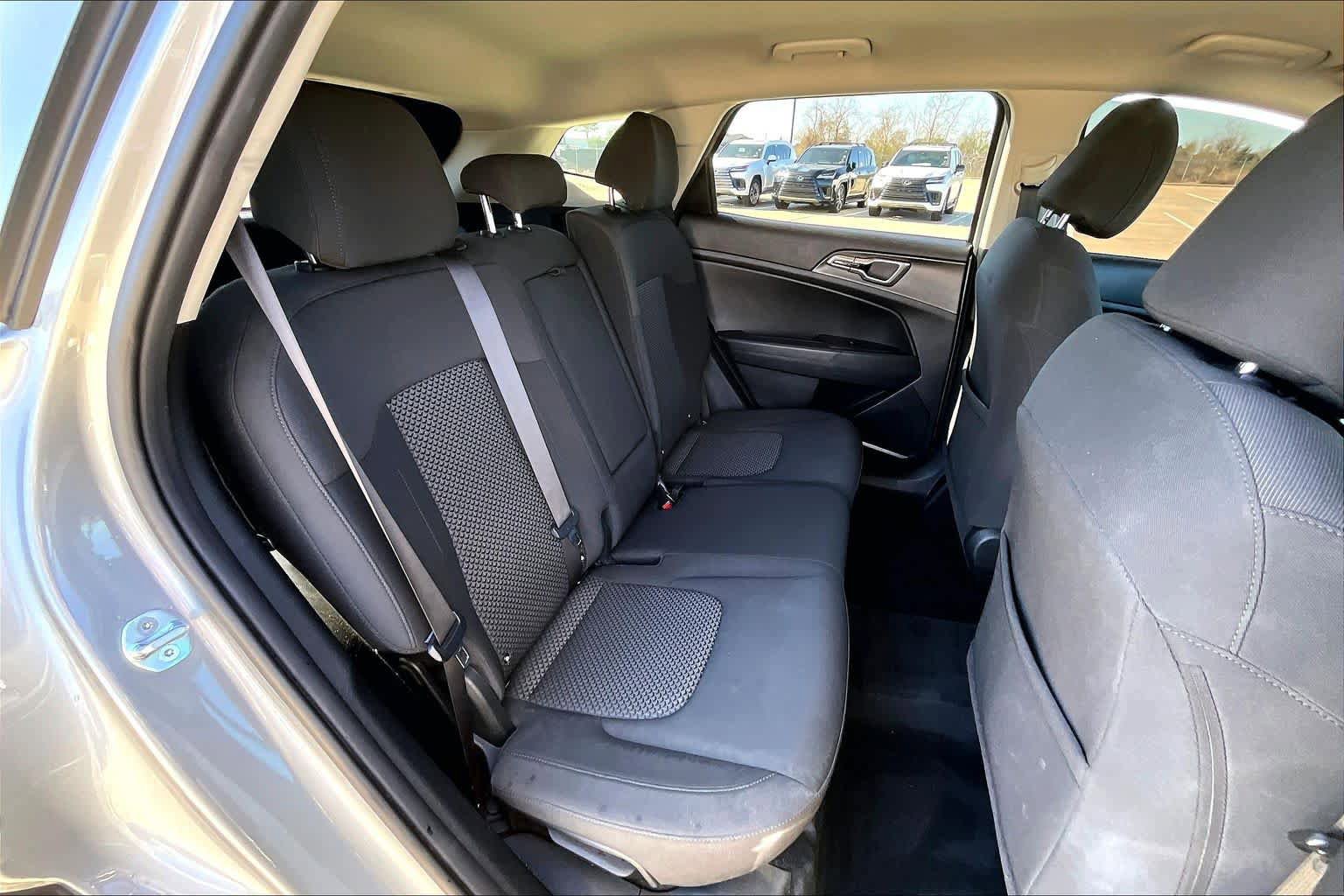Used 2023 Kia Sportage LX AWD/4WD image 20