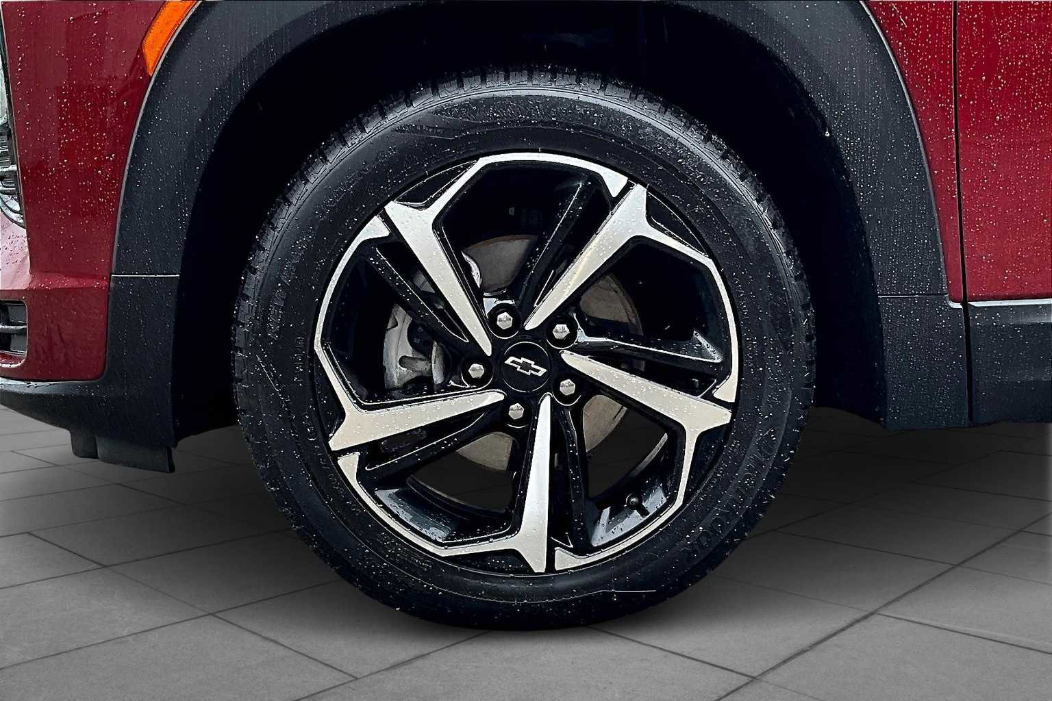 Used 2023 Chevrolet TrailBlazer RS w/ Convenience Package image 19