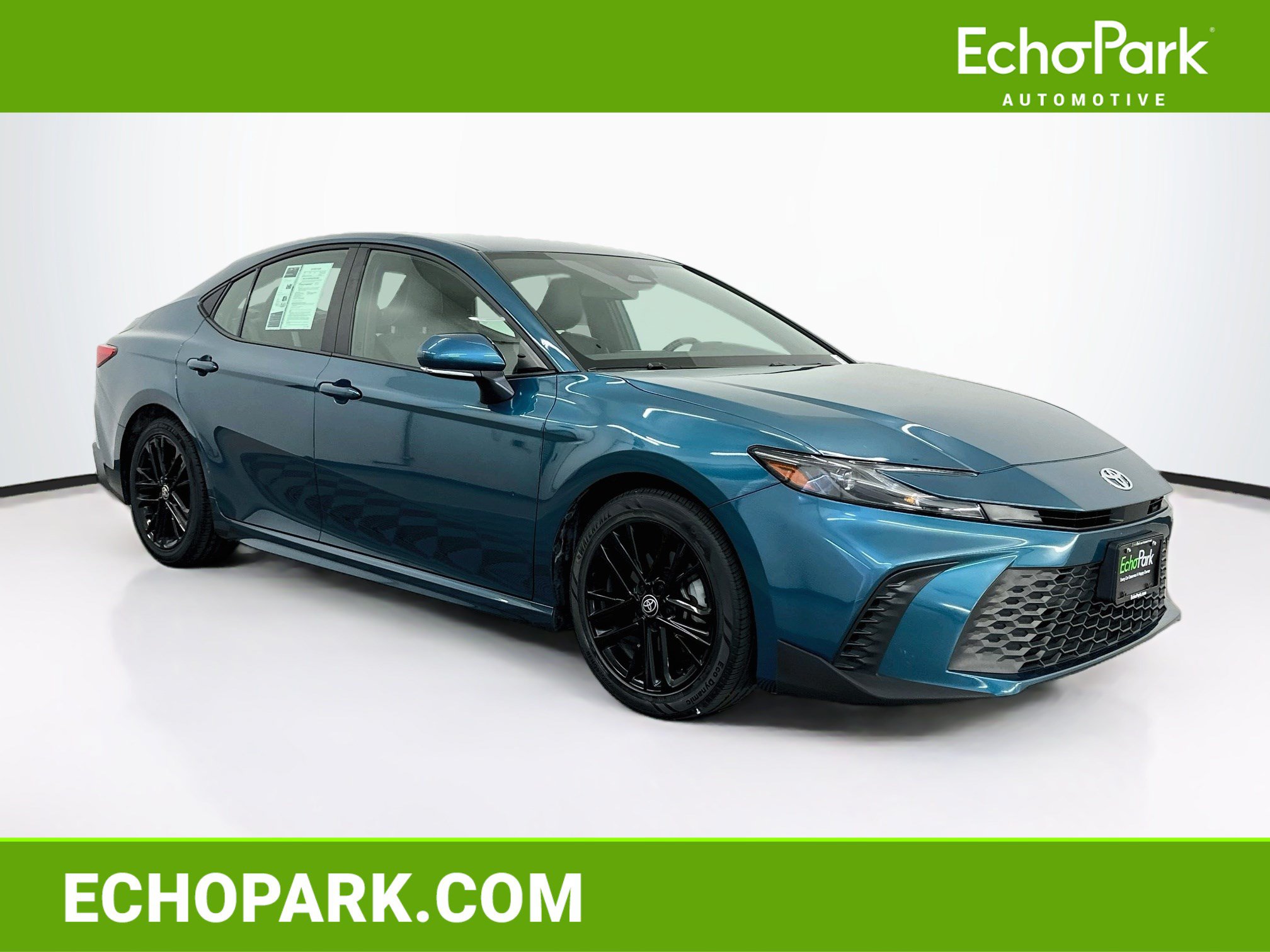 Used 2025 Toyota Camry SE