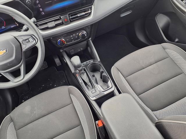 Used 2025 Chevrolet TrailBlazer LT image 8