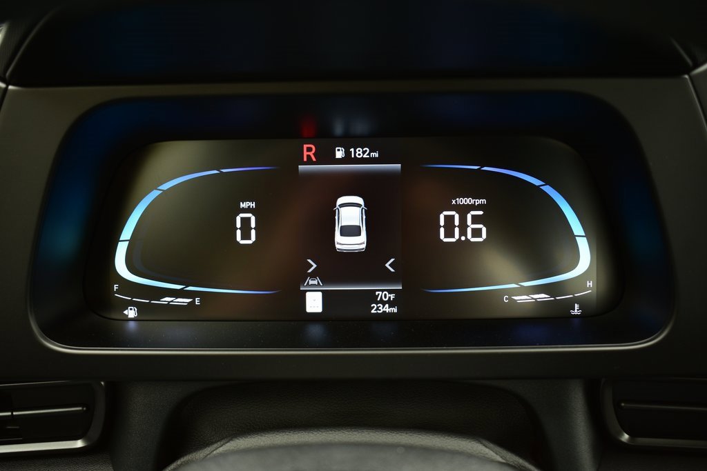 New 2025 Hyundai Elantra Sport image 39