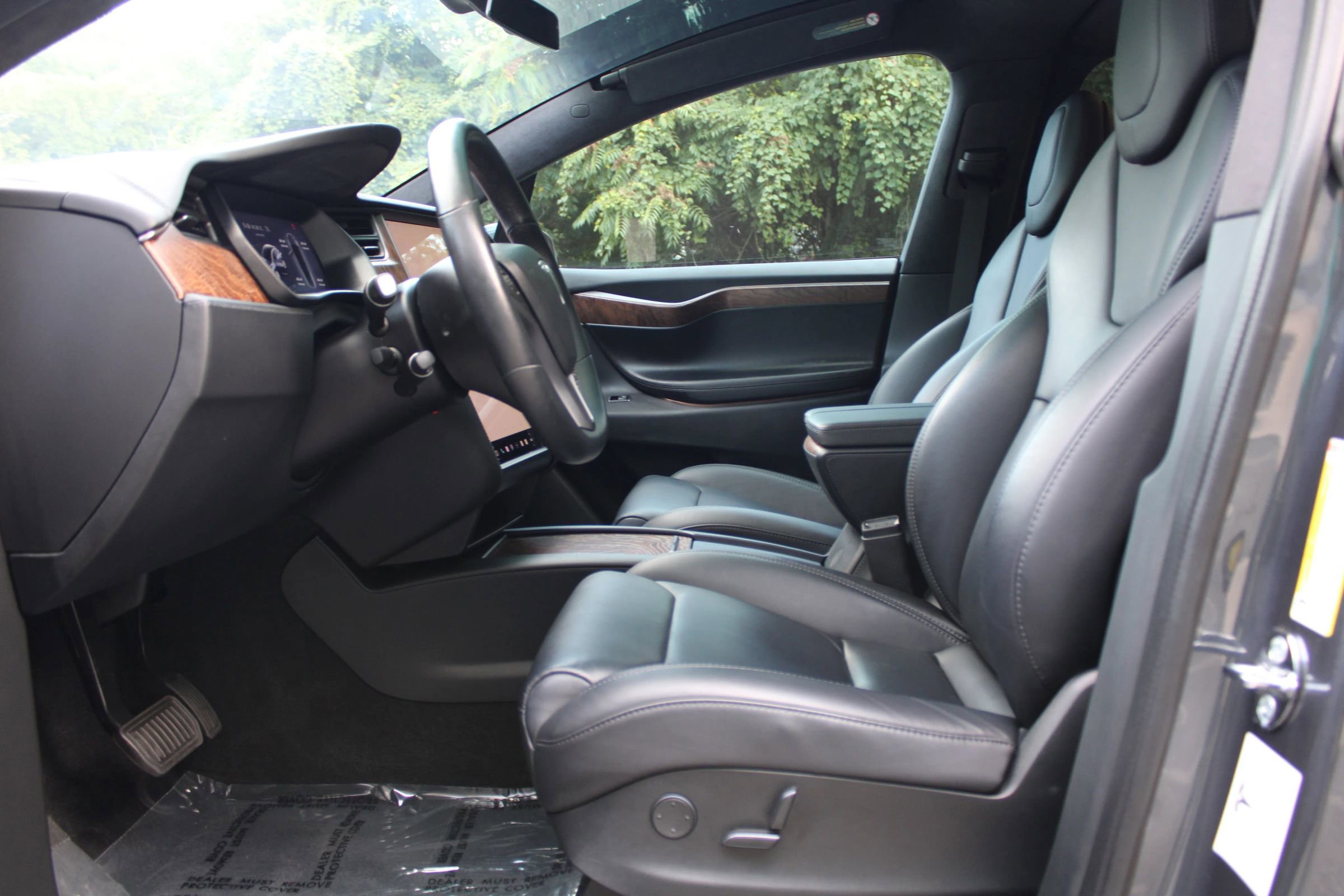 Used 2020 Tesla Model X Long Range image 24