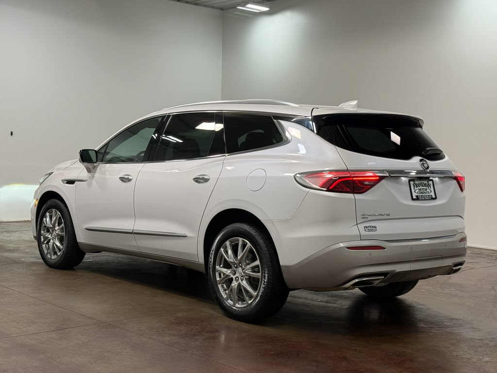 Used 2022 Buick Enclave Premium w/ Experience Buick Package AWD/4WD image 5