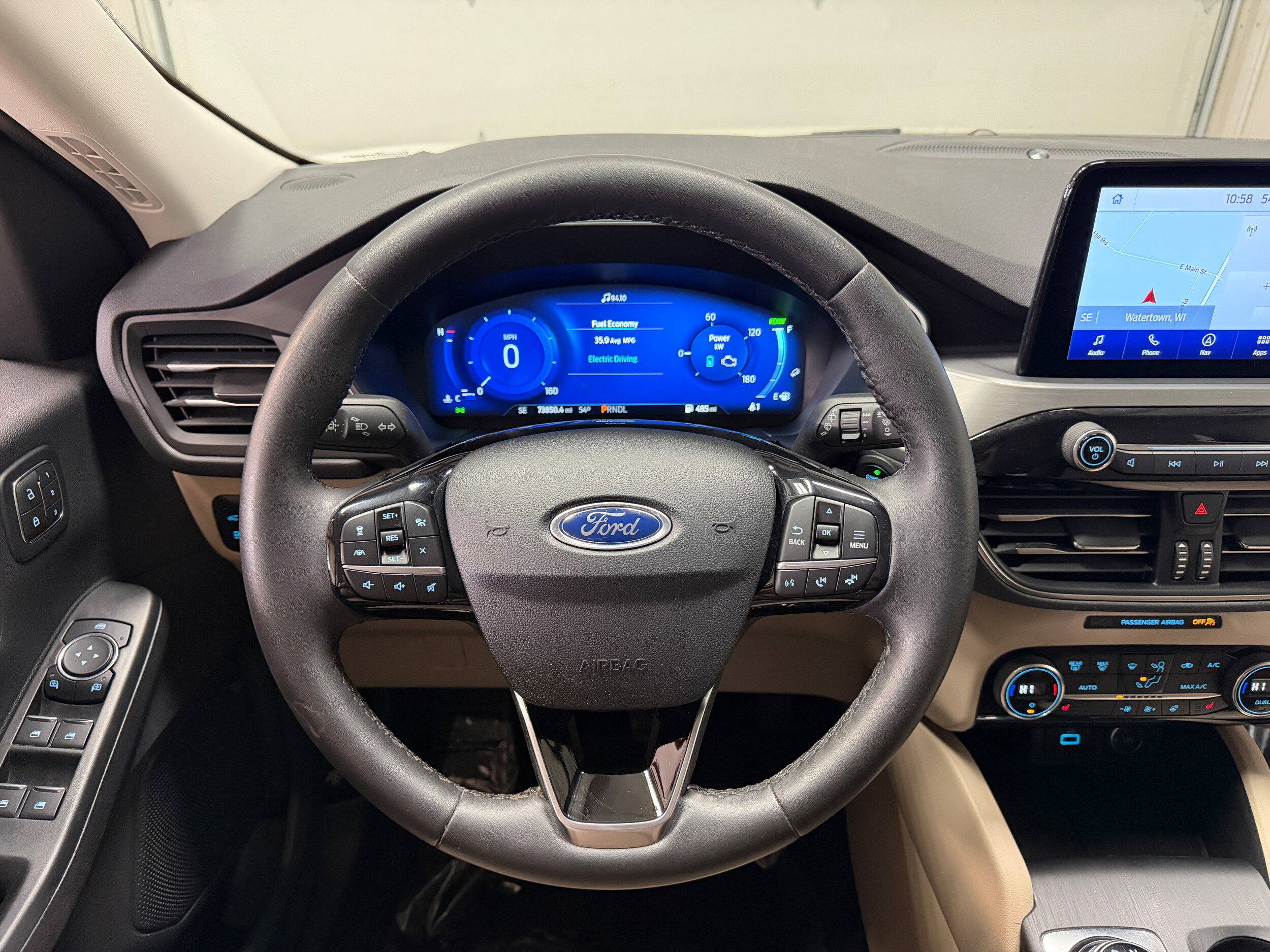 Certified 2021 Ford Escape Titanium FWD image 16