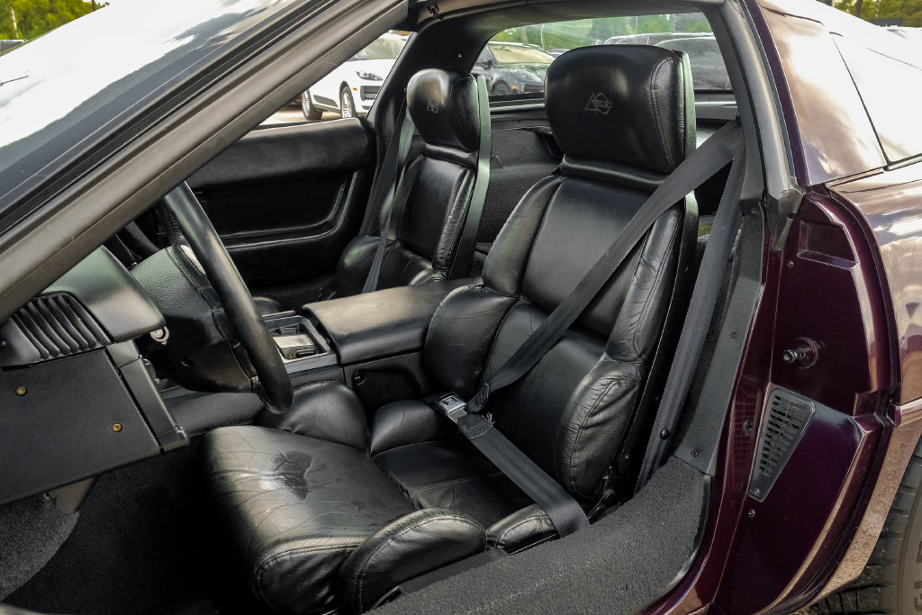 Used 1993 Chevrolet Corvette Coupe RWD image 25