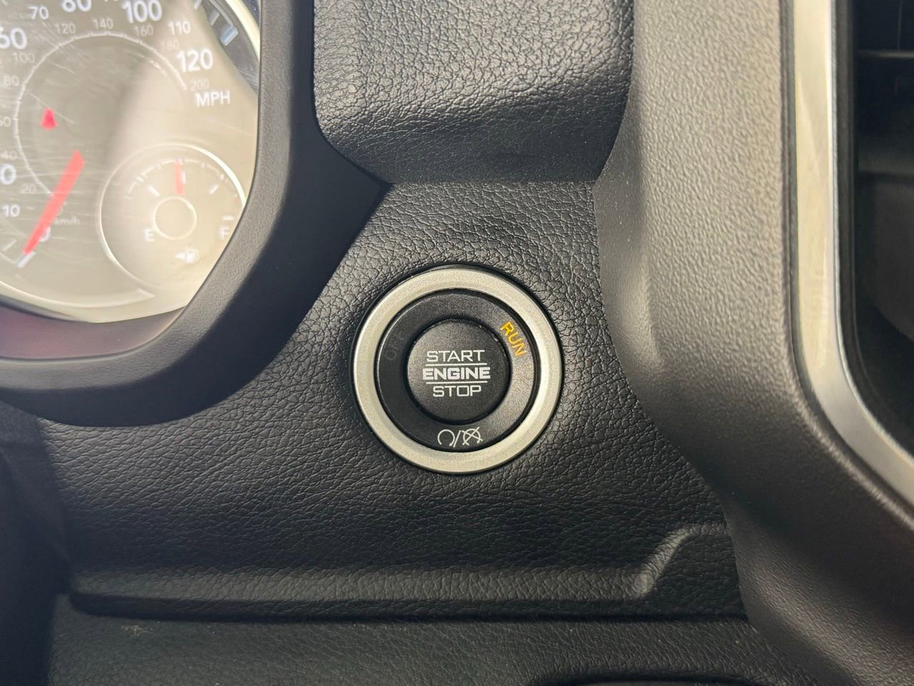 Used 2024 RAM 2500 Big Horn image 19