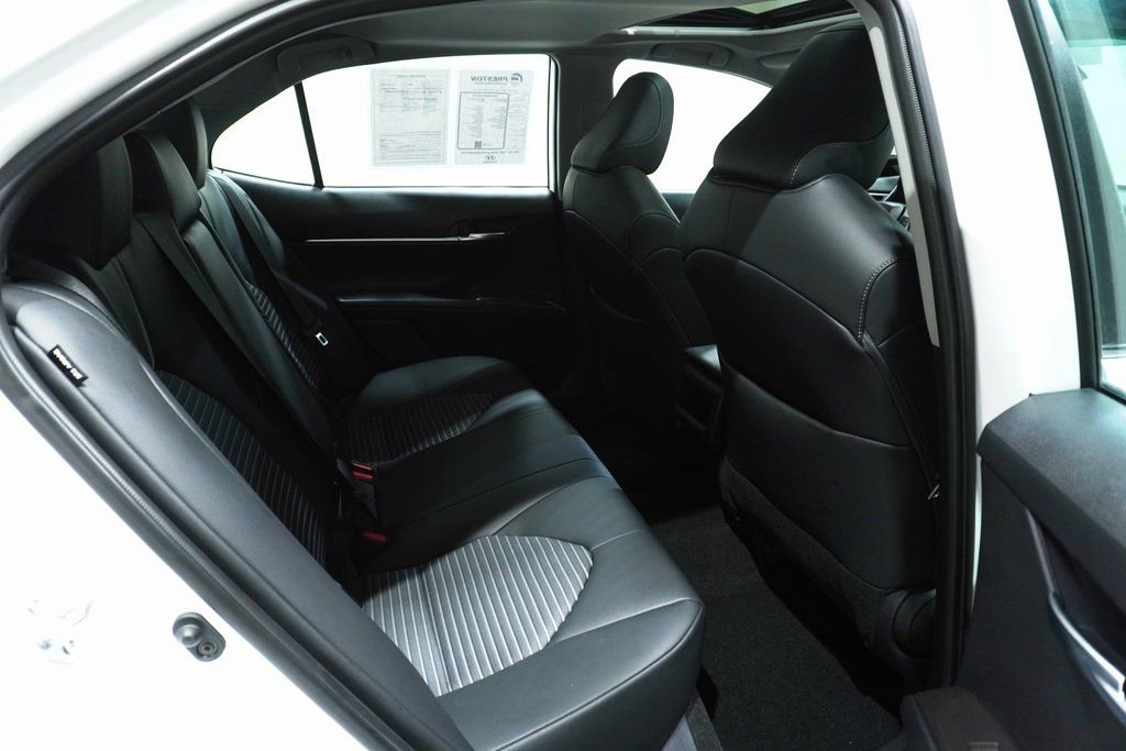 Used 2023 Toyota Camry SE w/ Convenience Package image 13