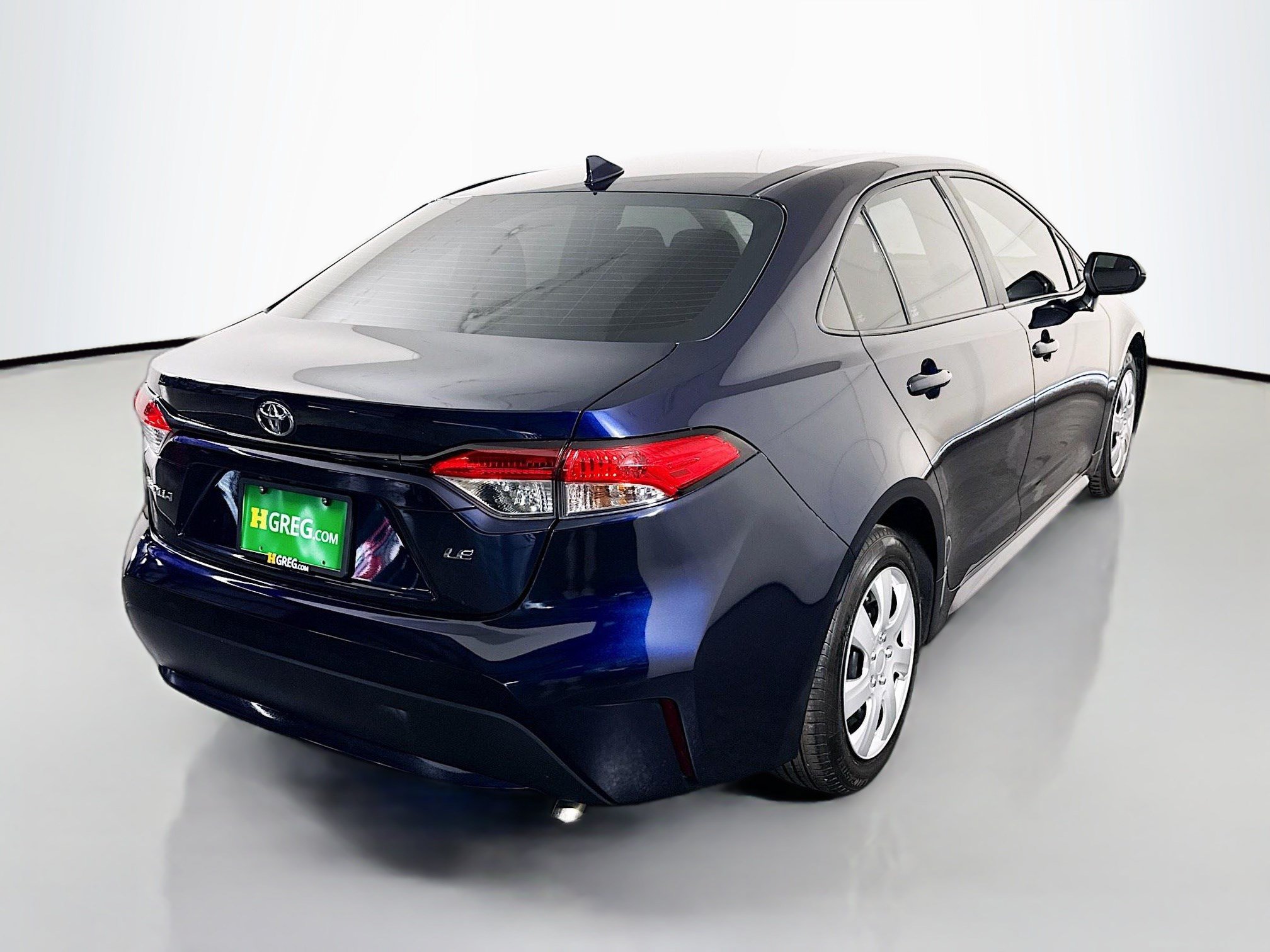 Used 2022 Toyota Corolla LE FWD image 10