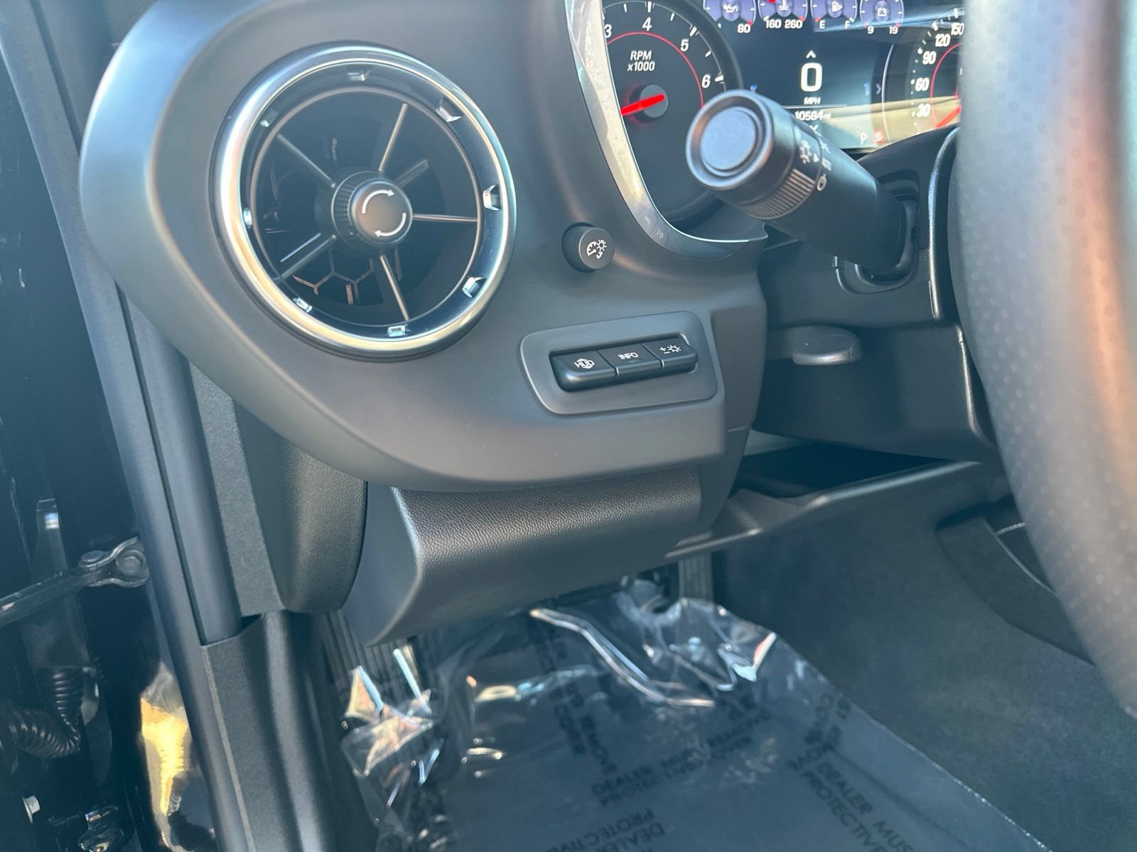 Used 2023 Chevrolet Camaro SS RWD image 16