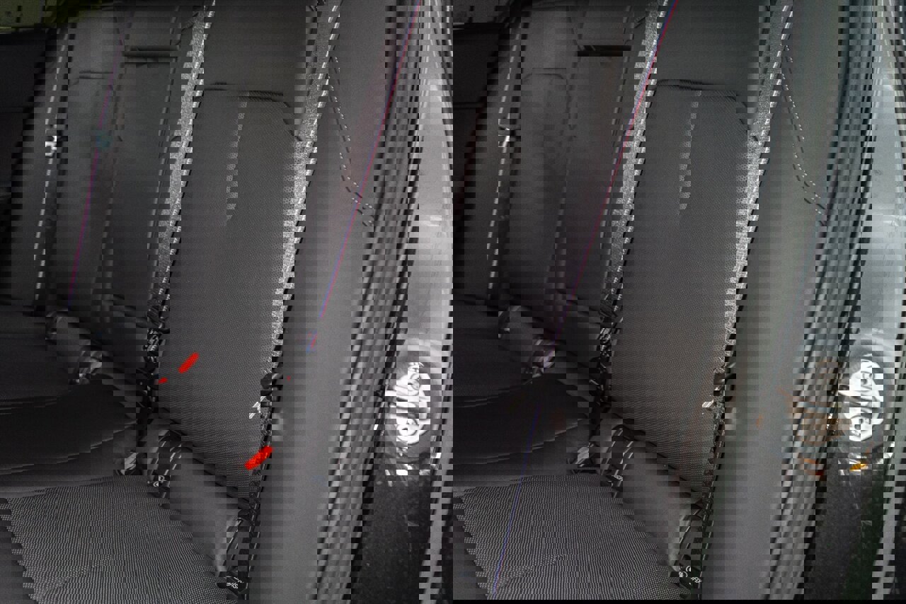 Used 2025 BMW M5 w/ Carbon Package image 22