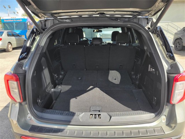 Certified 2020 Ford Explorer ST w/ ST Street Pack image 5