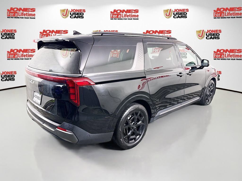 Used 2025 Kia Carnival SX FWD image 17