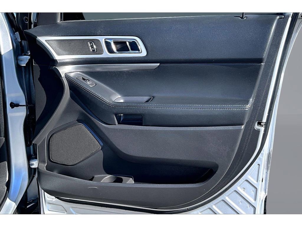 Used 2014 Ford Explorer Sport w/ Equipment Group 401A image 25