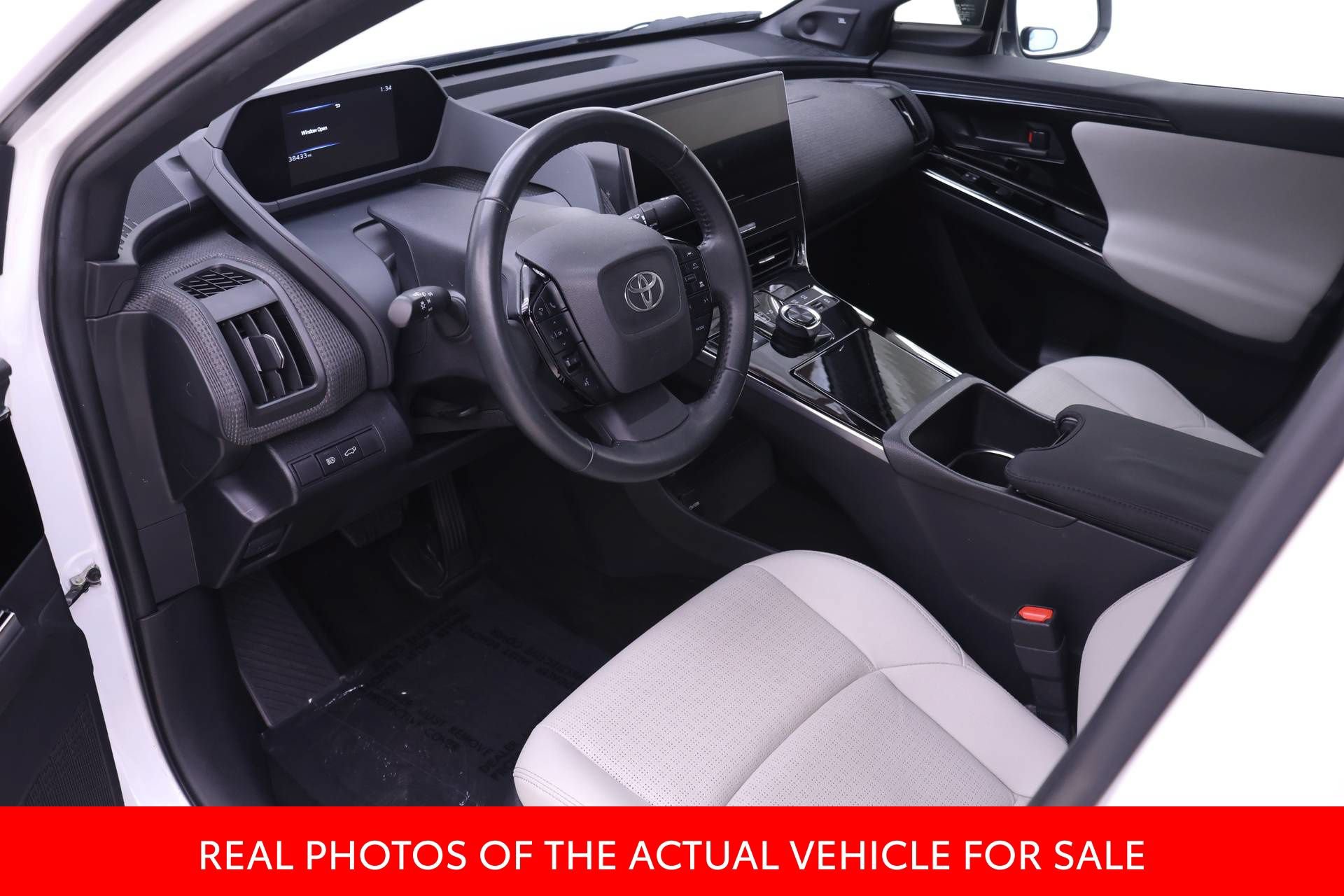 Certified 2023 Toyota bZ4X AWD w/ Weather Package image 3