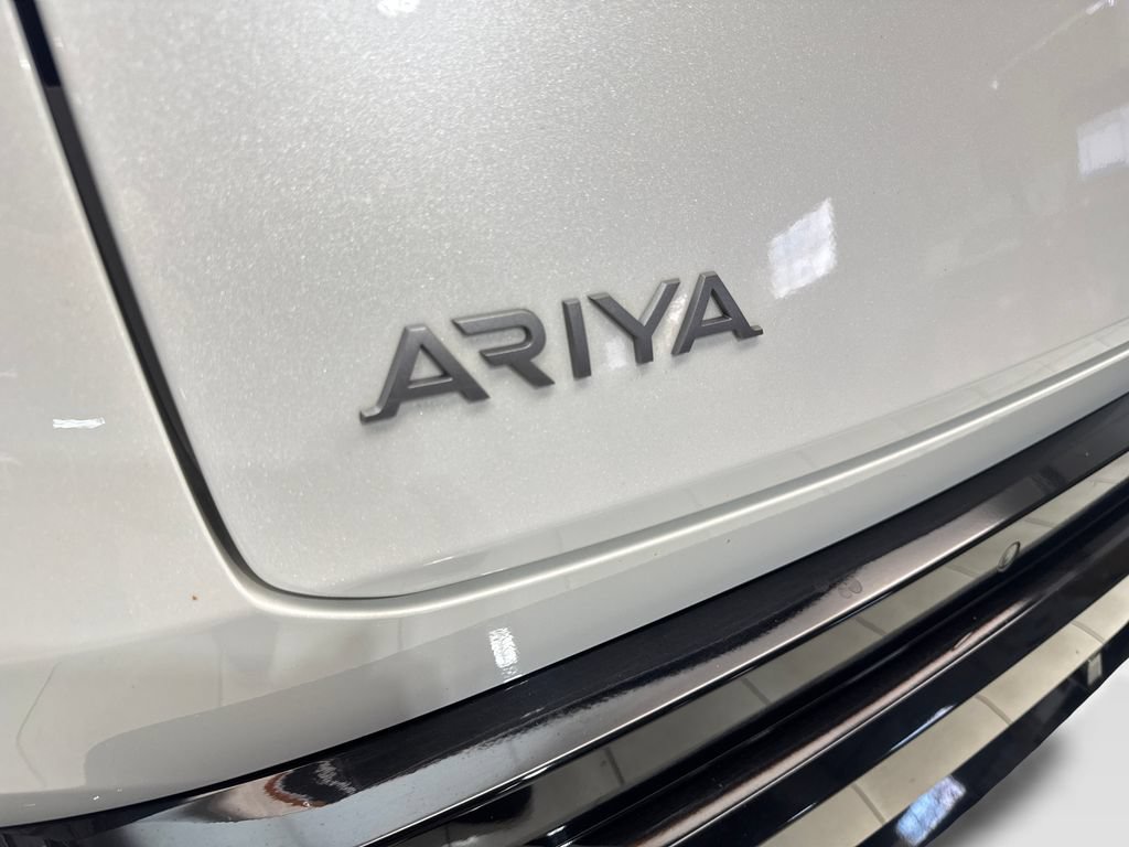 Used 2024 Nissan Ariya AWD image 23