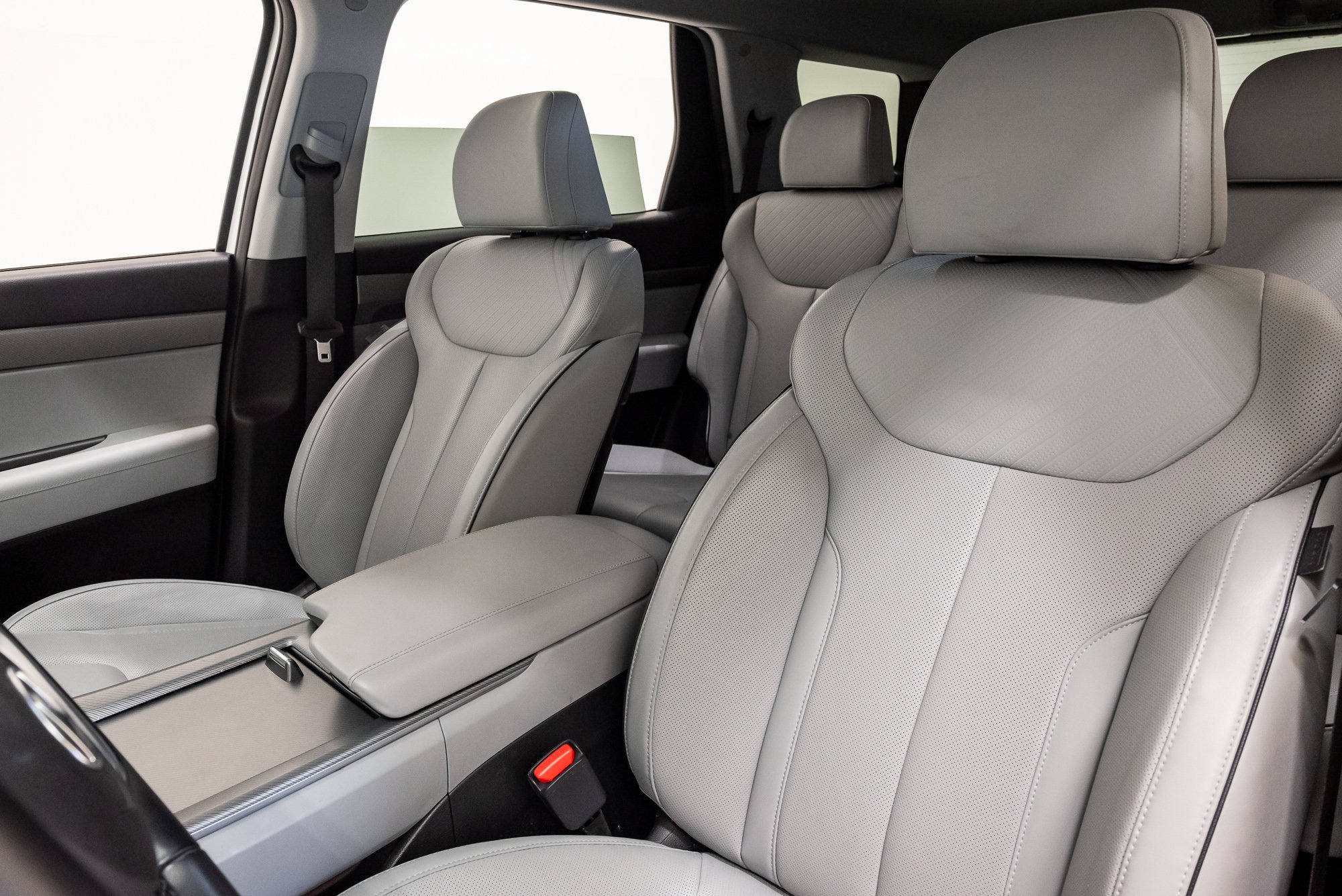 Used 2024 Hyundai Palisade SEL FWD image 9