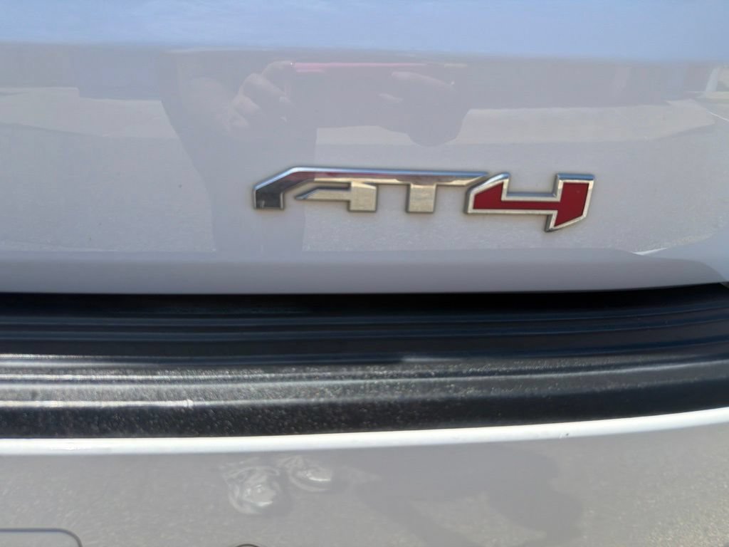 Certified 2025 GMC Yukon AT4 Ultimate w/ LPO, Floor Liner Package AWD/4WD image 40