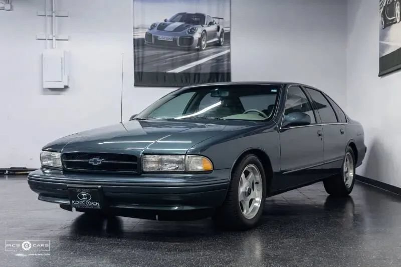 Used 1995 Chevrolet Impala SS RWD image 20