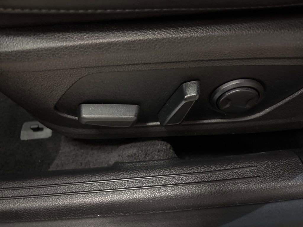 Used 2021 Kia K5 EX image 25